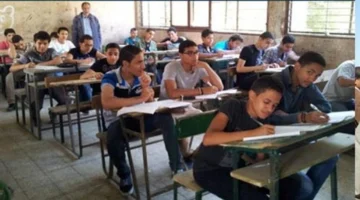 ضبط 16 هاتفا.. إجراءات قانونية ضد طلاب الغش في امتحانات الشهادة الإعدادية